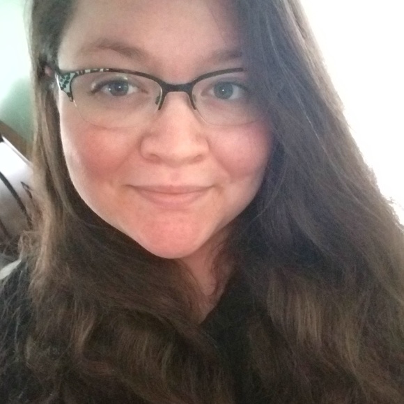 Meet your Posher, Haley - Picture 1 of 1